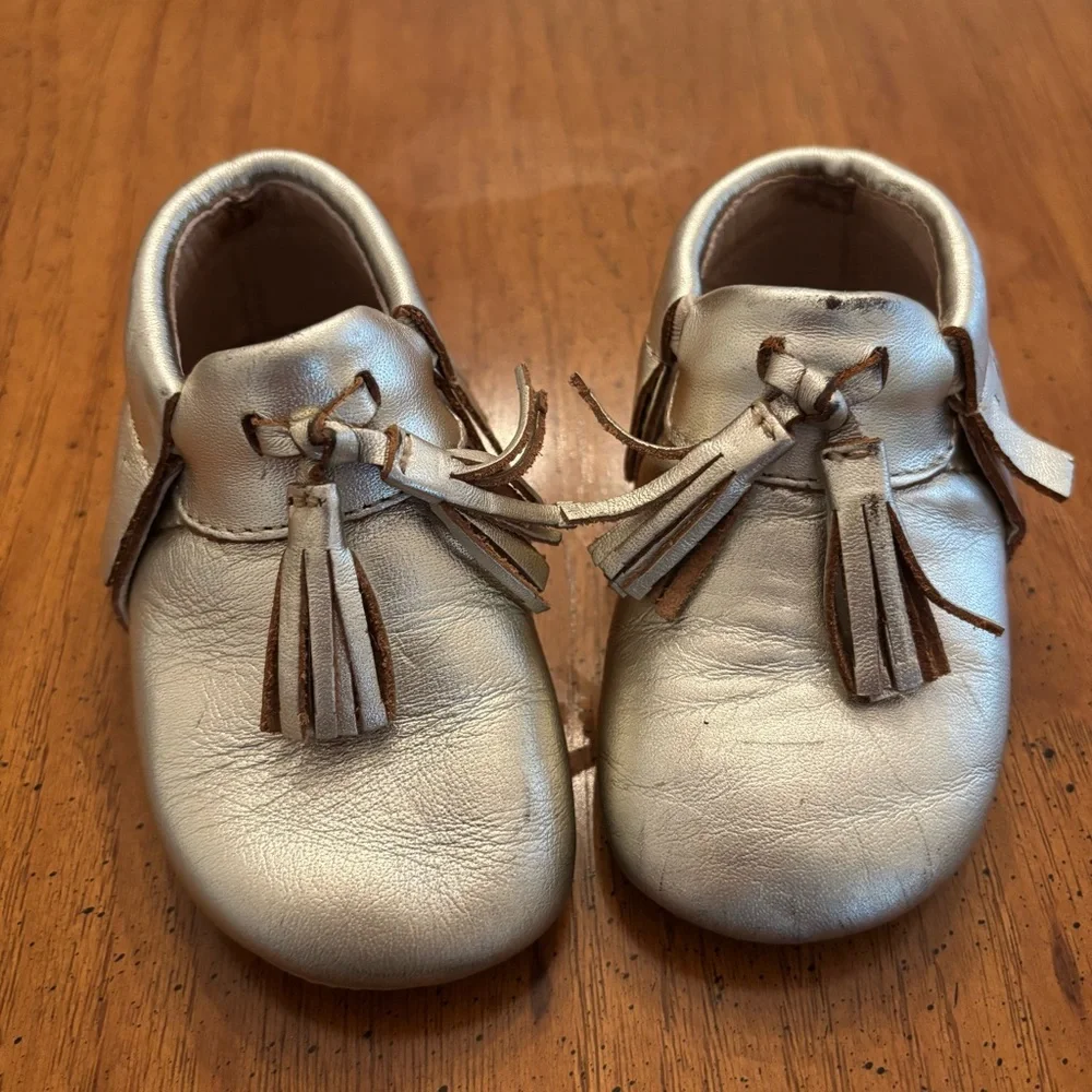 Old Soles Bambini Toggle Toddler Shoes Metallic Gold Fringe Size 9-12 Months